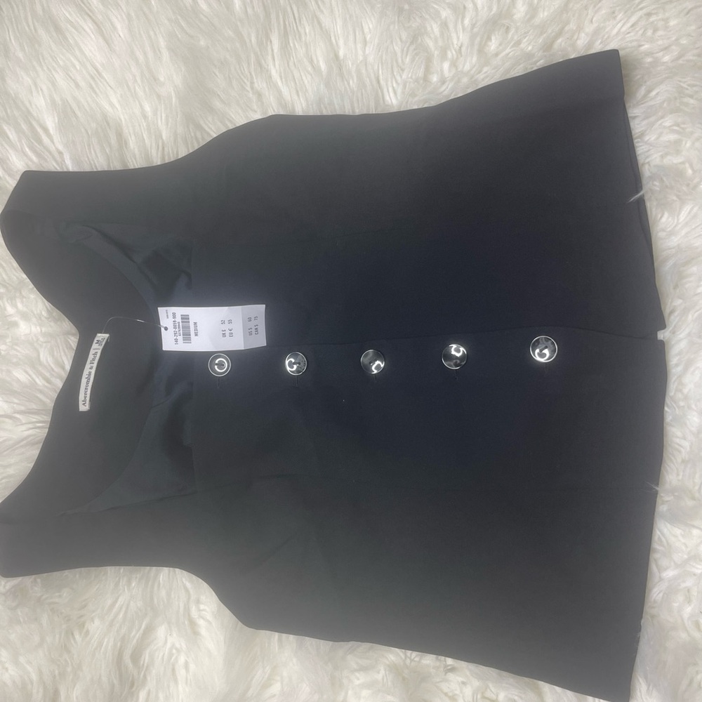 Black Buttoned Vest